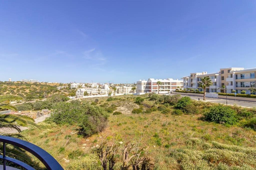 Apt At Porto De Mos With Pool Lagos Exterior photo